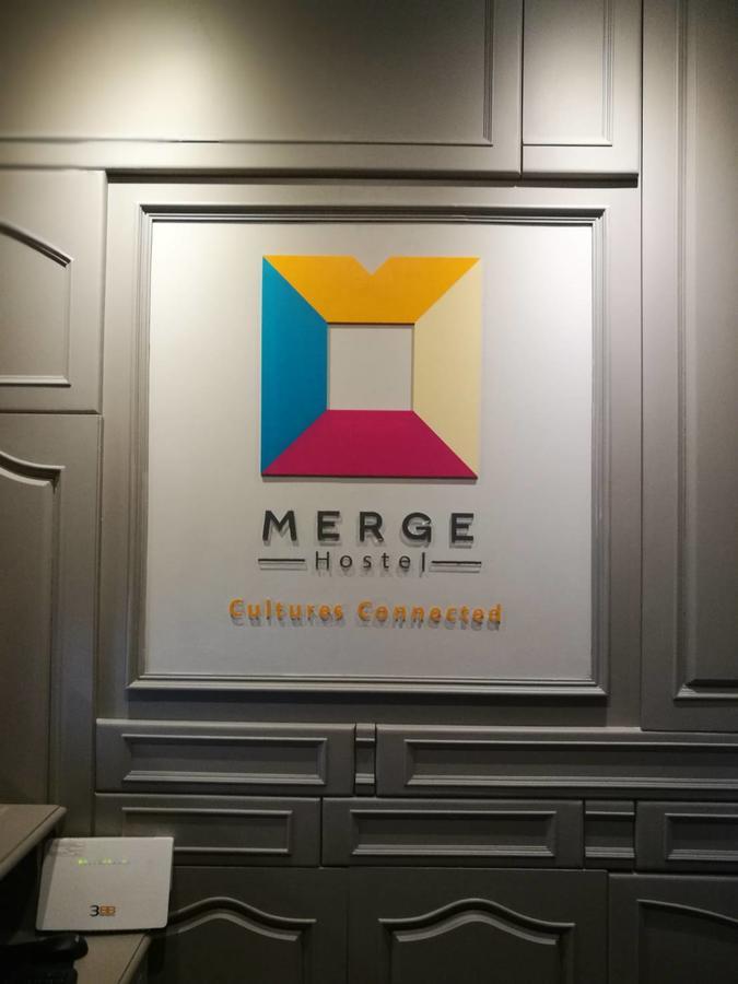 Merge Hostel Bangkok Exterior foto