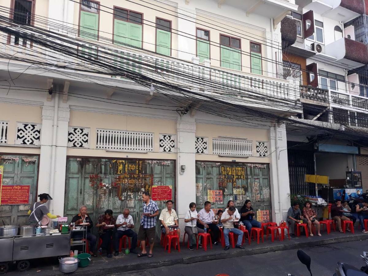 Merge Hostel Bangkok Exterior foto
